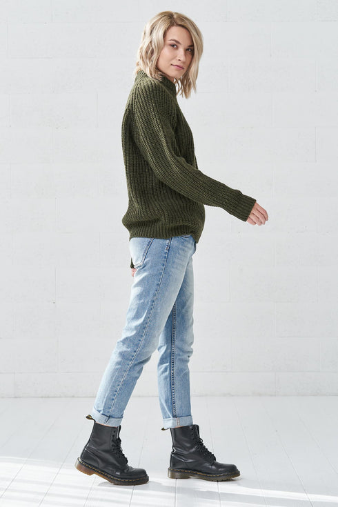 Image 16 of wool sweater doesn't irritate & allows the skin to breathe Alexander from Baltic Linen